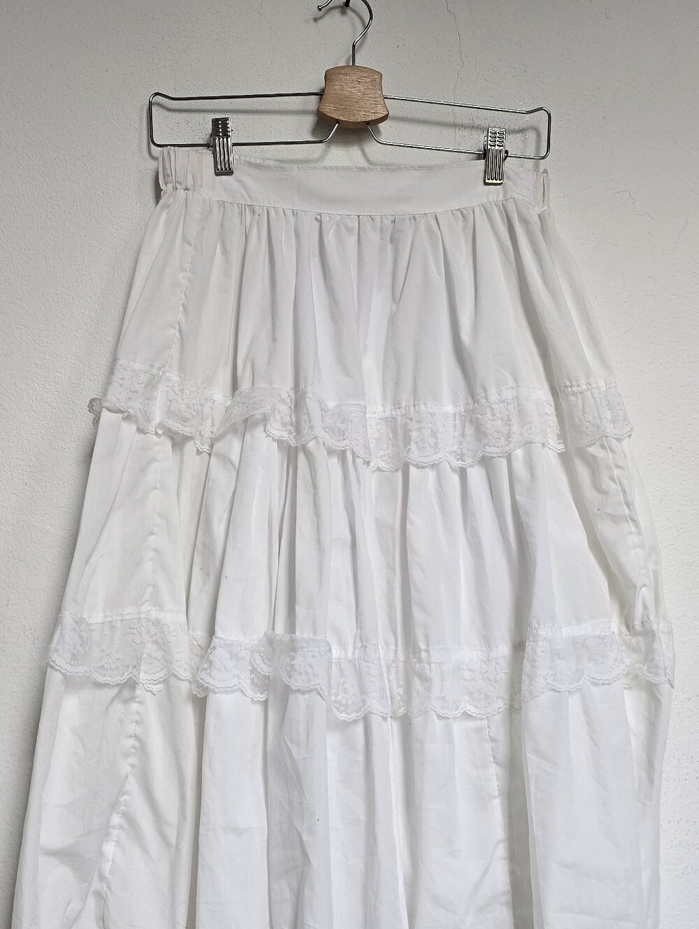 Vintage Cottagecore White Lace Tiered Midi Skirt Y2K Boho Prairie - Picture 3 of 8